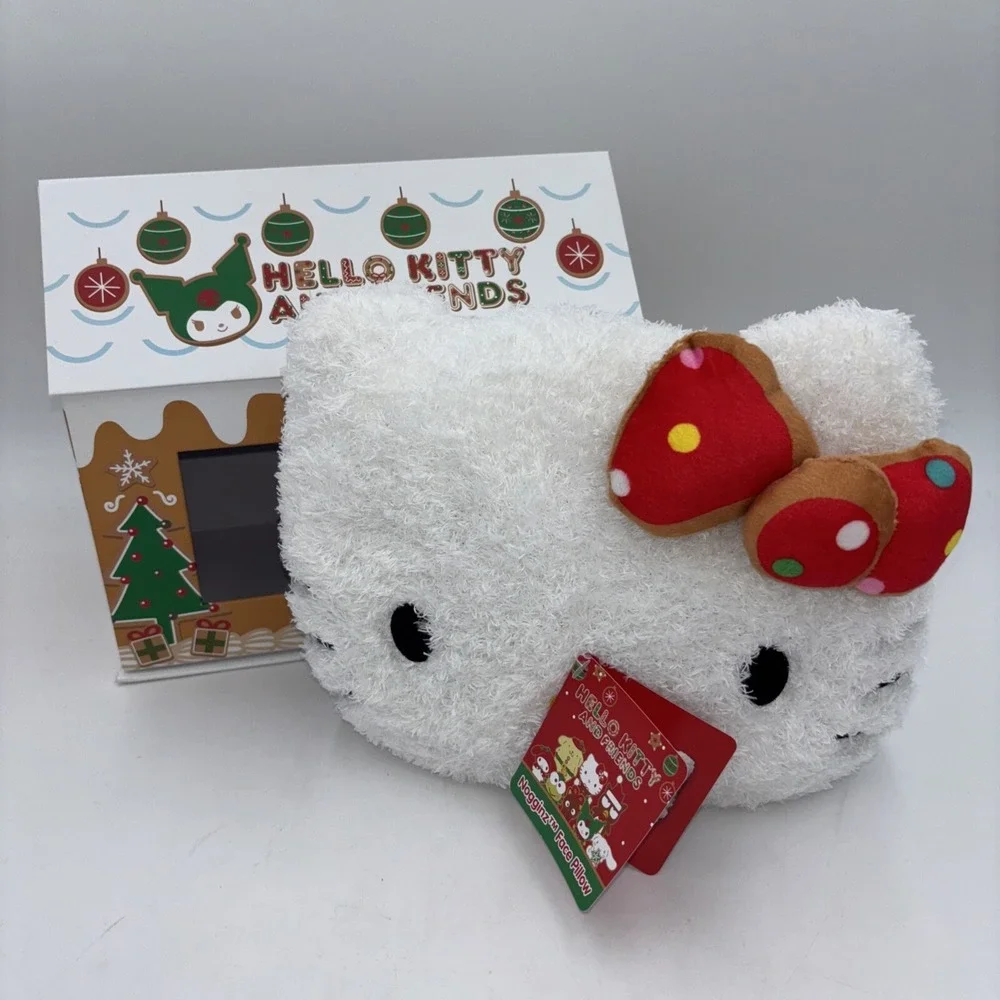 Sanrio Hello Kitty Gingerbread House  Nogginz Face Pillow 8